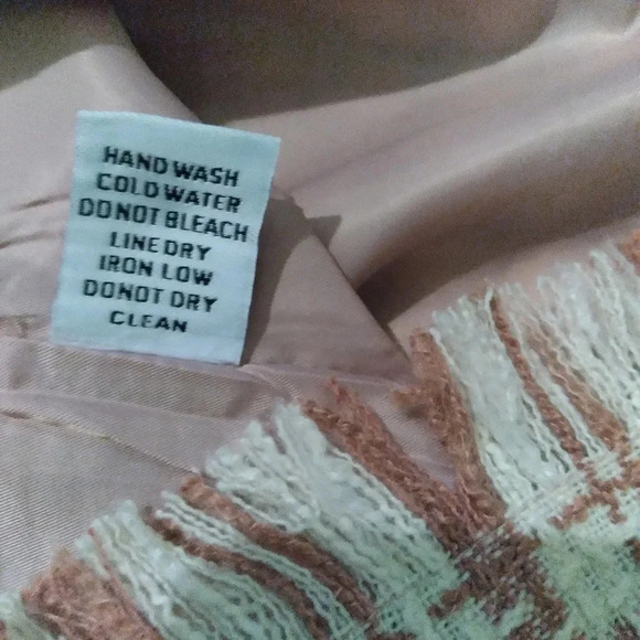 Houndstooth tweed mini skirt-large(see measurements) - Picture 8 of 8